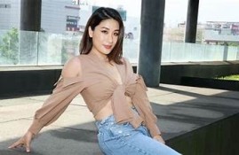 沈娜娜：星空传媒旗下的璀璨新星与才华横溢的艺人解析
