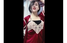 网红主播抖阴行为惹争议，探讨其对直播行业的影响与反响