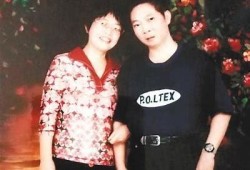 抖阴送秋波：一场关于爱情与春秋变迁的动人故事