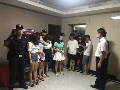 麻豆传媒新年贺岁特别企划：兄妹情深，欢乐开年